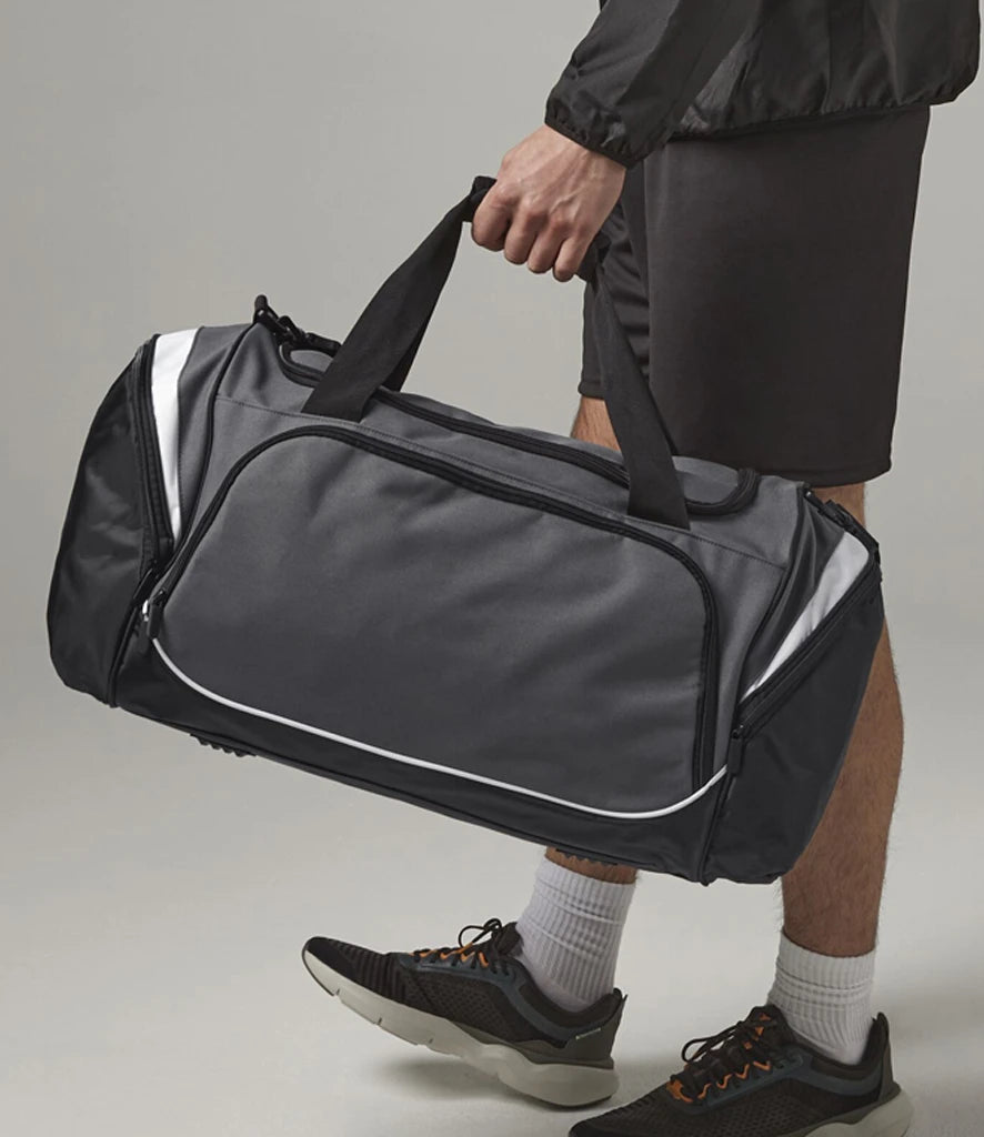 QS270 Quadra Pro Team Holdall