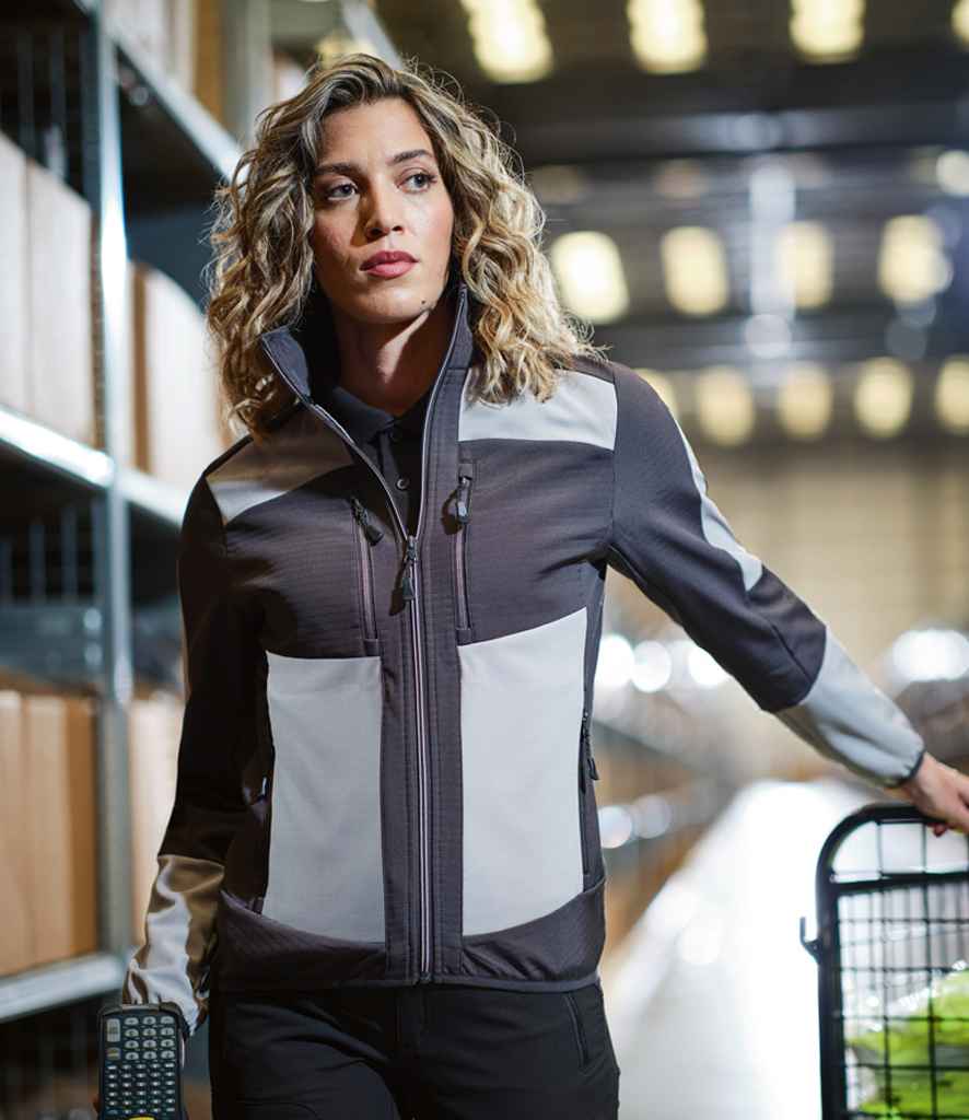 RG384 Regatta E-Volve Unisex Two Layer Soft Shell Jacket