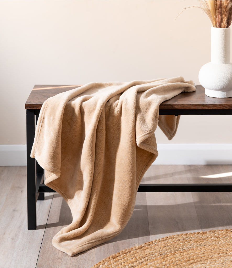 BH001 Brand Lab Large Plush Fleece Blanket