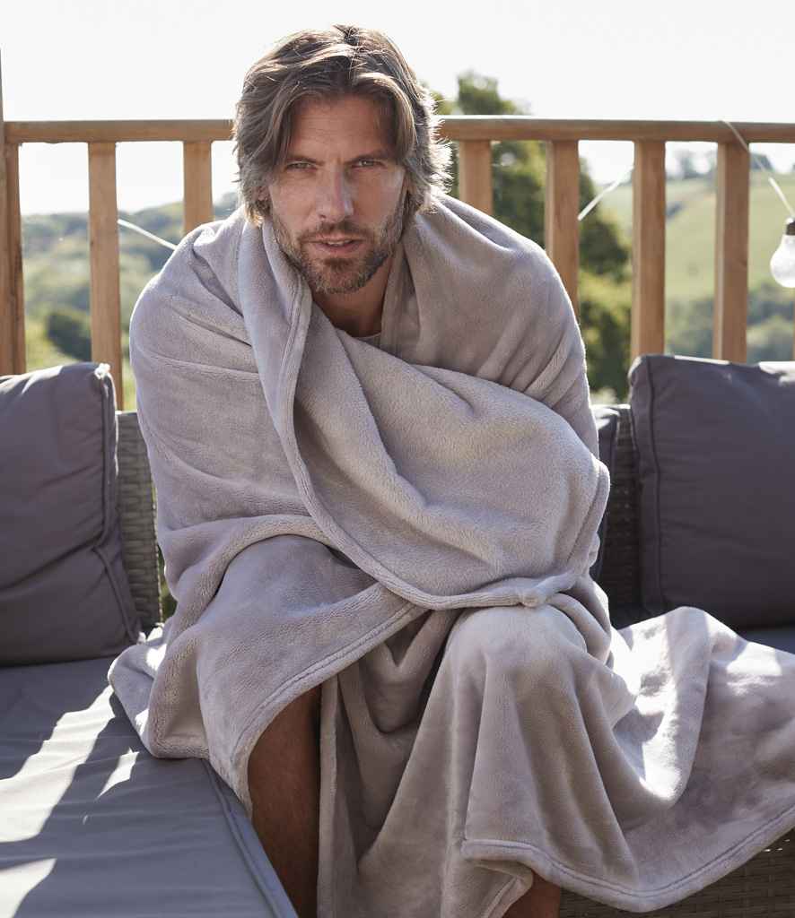 BH004 Brand Lab Extra Large Plush Fleece Blanket